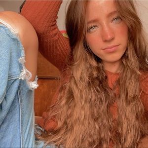 Meet your Posher, Caitlyn